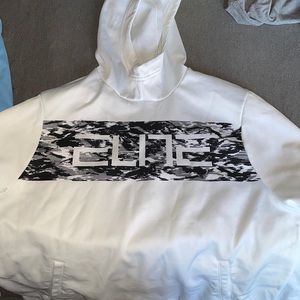 Men’s Nike elite basketball sweatshirt